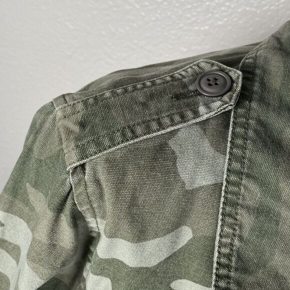 Aeropostale Sz L Cropped Cargo Utility Jacket Camo Green White Raw Hem - Picture 6 of 12